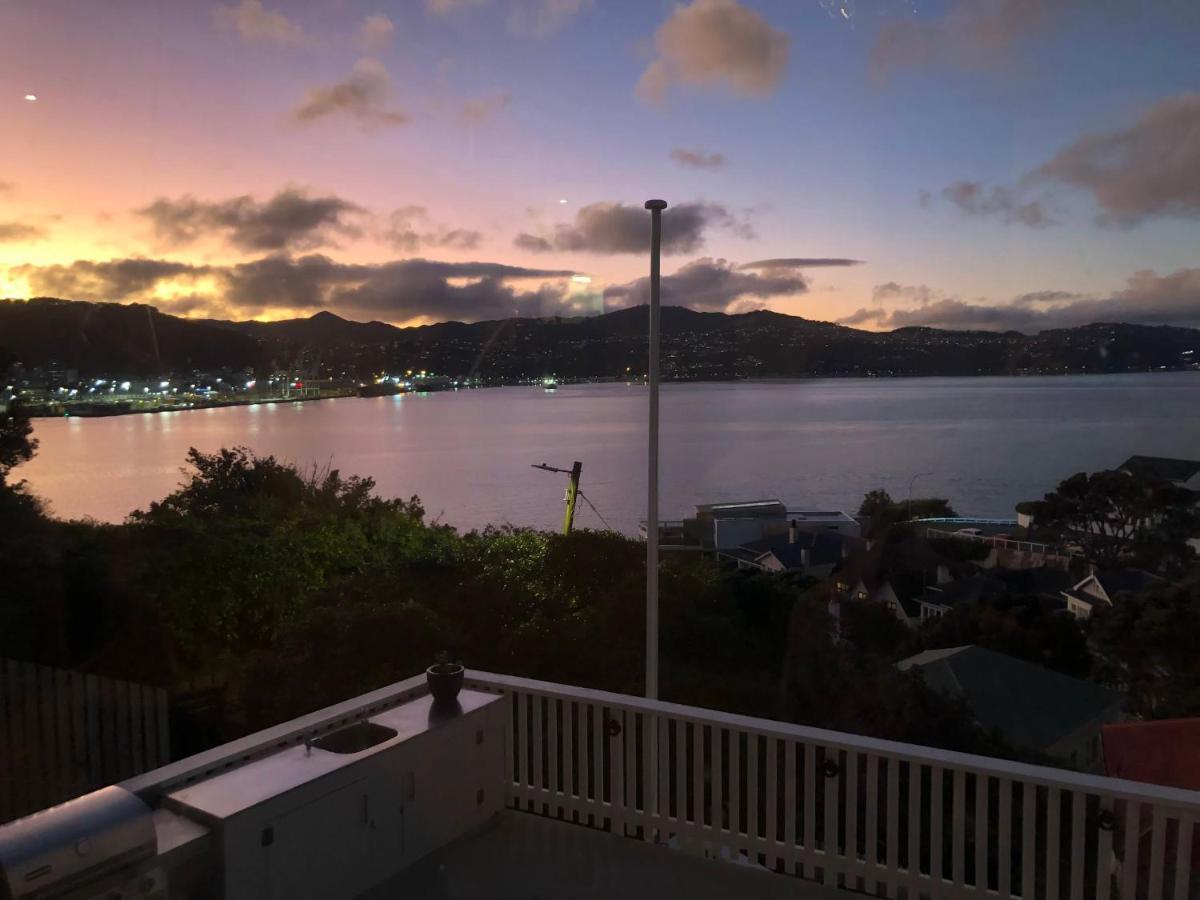 Incredible Views! Luxurious Studio & Outdoor Living Apartment Wellington Exterior photo